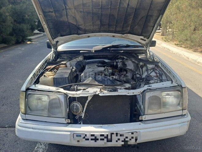 Mercedes E 220 1995, 111,111 km - 2.2 l - Bakı