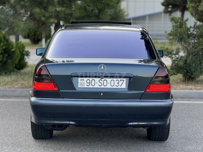 Mercedes C 230 2000, 321,000 km - 2.3 l - Saatlı