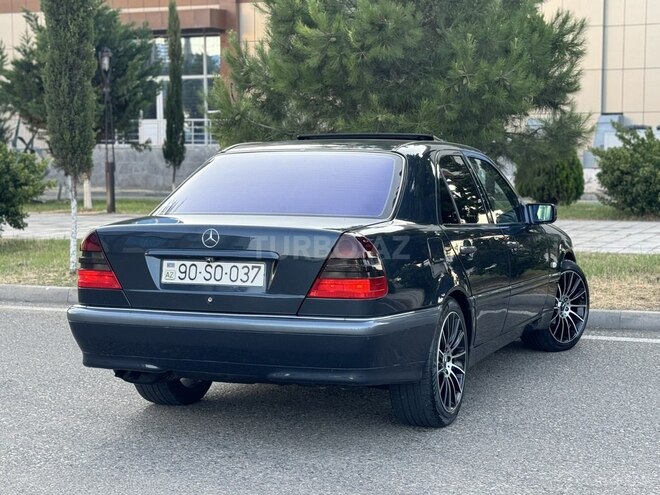 Mercedes C 230 2000, 321,000 km - 2.3 l - Saatlı
