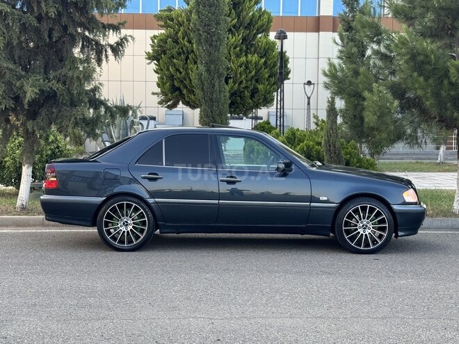 Mercedes C 230 2000, 321,000 km - 2.3 l - Saatlı
