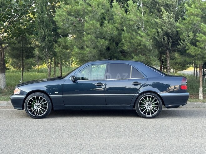 Mercedes C 230 2000, 321,000 km - 2.3 l - Saatlı