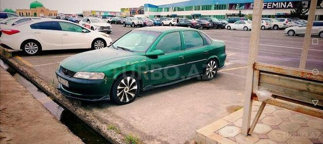 Opel Vectra 1996, 290,000 km - 1.8 л - Bakı