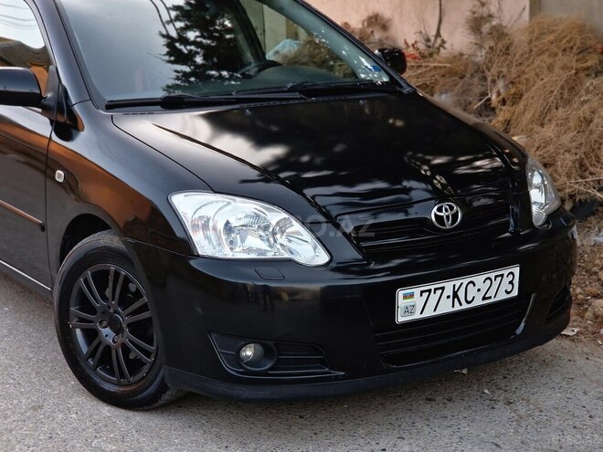 Toyota Corolla 2005, 255,000 km - 1.4 l - Bakı