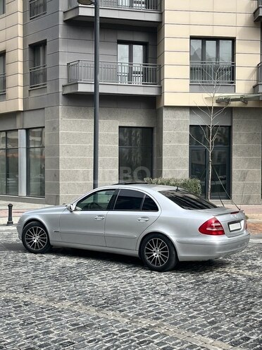 Mercedes E 240 2002, 398,000 km - 2.6 l - Bakı