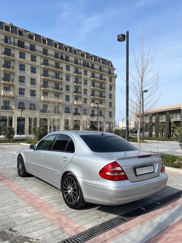 Mercedes E 240 2002, 398,000 km - 2.6 l - Bakı