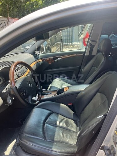 Mercedes E 240 2002, 398,000 km - 2.6 l - Bakı