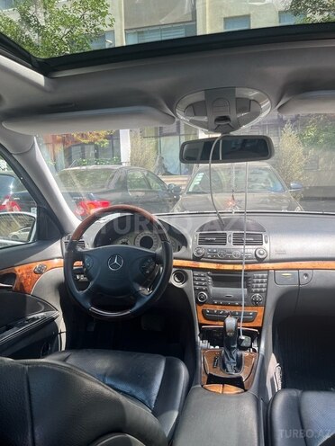 Mercedes E 240 2002, 398,000 km - 2.6 l - Bakı