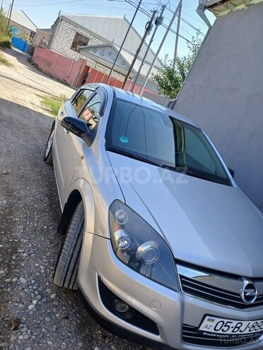 Opel Astra 2009, 181,000 km - 1.4 l - Ağstafa