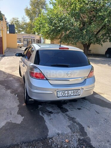 Opel Astra 2009, 181,000 km - 1.4 l - Ağstafa