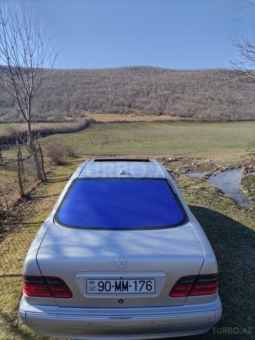 Mercedes E 270 2000, 398,000 km - 2.7 l - Şəki