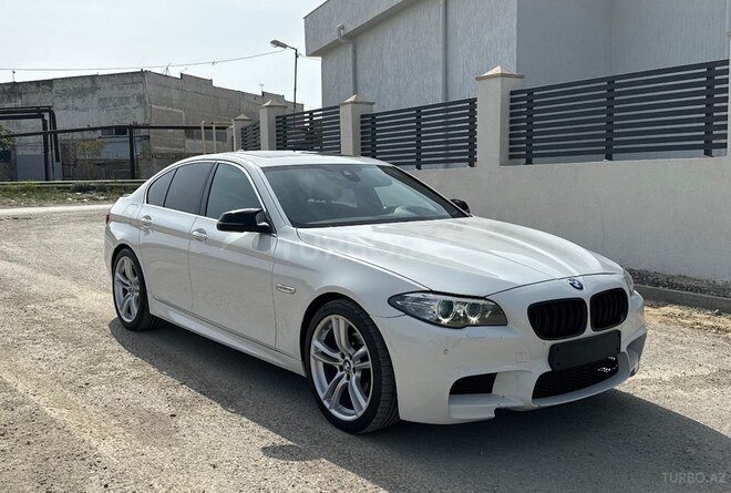 BMW 520 2015, 210,000 km - 2.0 l - Bakı