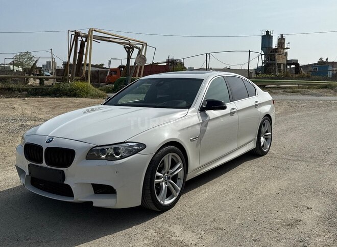 BMW 520 2015, 210,000 km - 2.0 l - Bakı