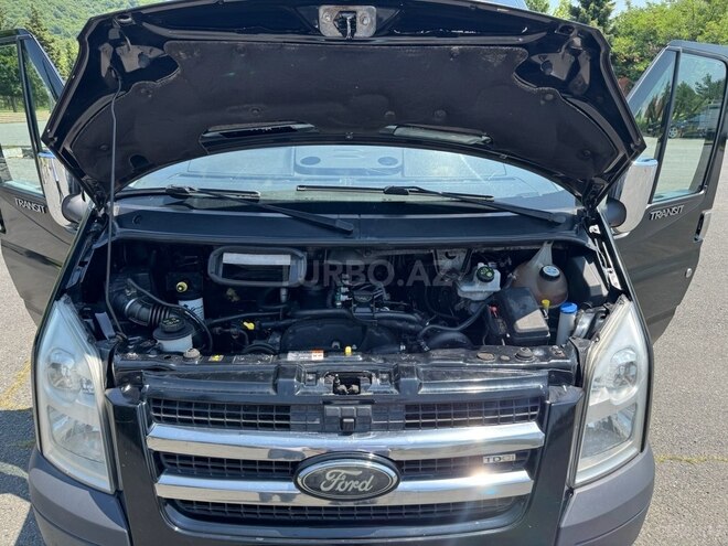 Ford Transit 2008, 202,000 km - 2.4 л - Balakən