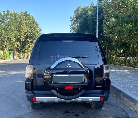 Mitsubishi Pajero 2007, 178,000 km - 3.0 l - Bərdə