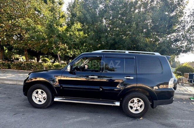 Mitsubishi Pajero 2007, 178,000 km - 3.0 l - Bərdə