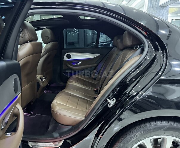 Mercedes E 200 d 2018, 172,500 km - 2.0 l - Bakı