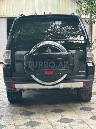 Mitsubishi Pajero 2007, 178,000 km - 3.0 l - Bərdə