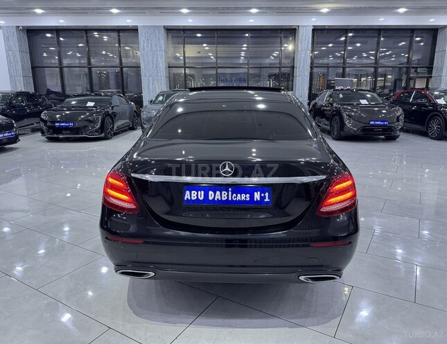 Mercedes E 200 d 2018, 172,500 km - 2.0 l - Bakı