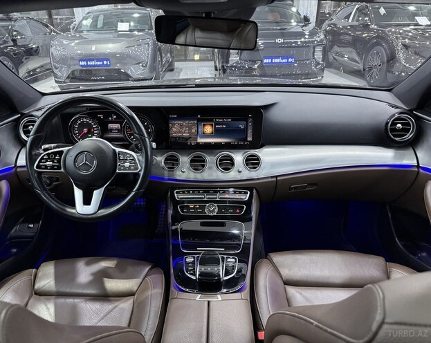 Mercedes E 200 d 2018, 172,500 km - 2.0 l - Bakı