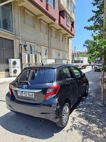 Toyota Vitz 2015, 124,823 km - 1.0 л - Sumqayıt
