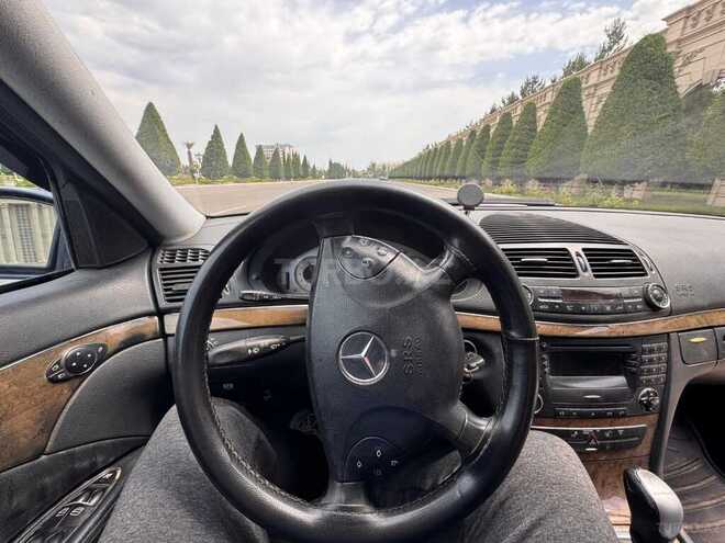 Mercedes E 270 2002, 203,000 km - 2.7 l - Gəncə