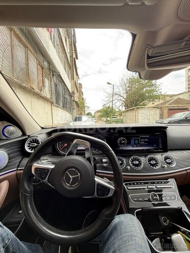 Mercedes E 220 d 2017, 182,000 km - 2.0 l - Bakı
