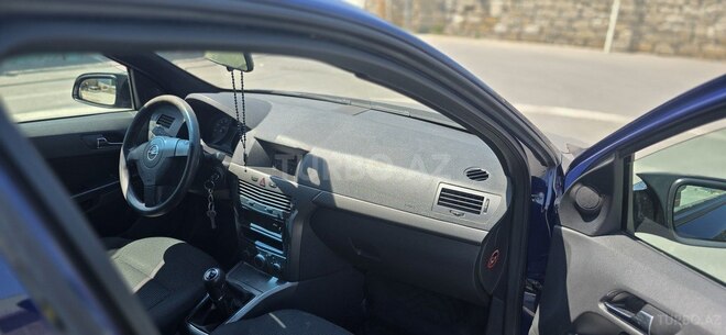 Opel Astra 2004, 203,478 km - 1.4 l - Bakı