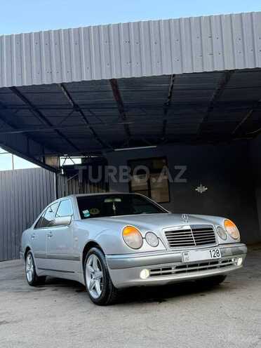 Mercedes E 200 1998, 340,000 km - 2.0 l - Bakı