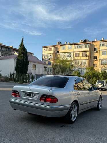 Mercedes E 200 1998, 340,000 km - 2.0 l - Bakı
