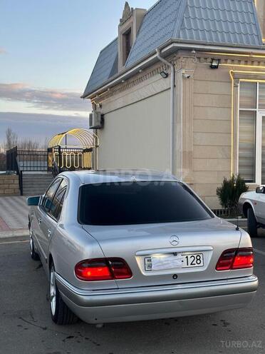 Mercedes E 200 1998, 340,000 km - 2.0 l - Bakı