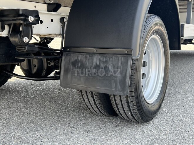 Ford Transit-5