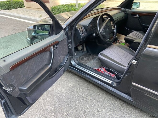 Mercedes C 200 1997, 300,000 km - 2.0 l - Bakı