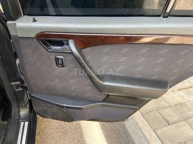 Mercedes C 200 1997, 300,000 km - 2.0 l - Bakı