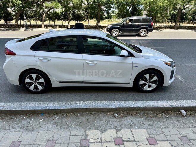Hyundai IONIQ-5