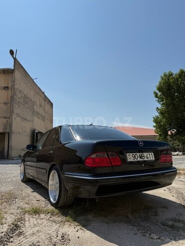 Mercedes E 320 2000, 289,000 km - 3.2 l - Sumqayıt