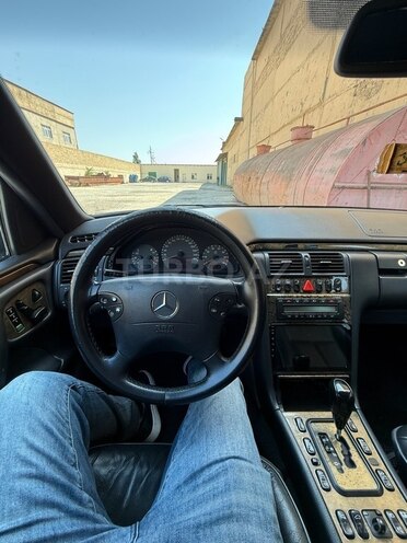 Mercedes E 320 2000, 289,000 km - 3.2 l - Sumqayıt