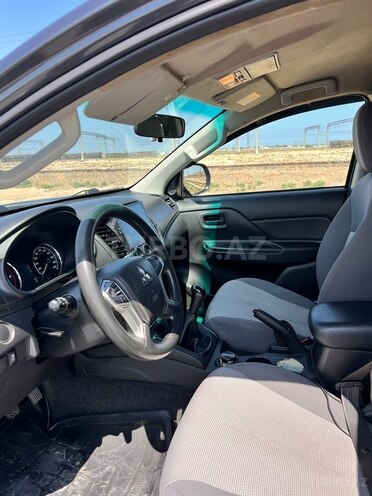 Mitsubishi L200 2022, 248,000 km - 2.5 l - Sumqayıt