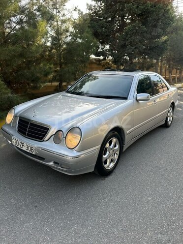 Mercedes E 220 d 2001, 467,358 km - 2.2 l - Bakı