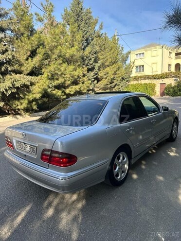 Mercedes E 220 d 2001, 467,358 km - 2.2 l - Bakı
