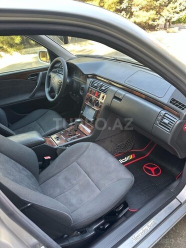 Mercedes E 220 d 2001, 467,358 km - 2.2 l - Bakı