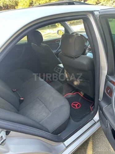 Mercedes E 220 d 2001, 467,358 km - 2.2 l - Bakı