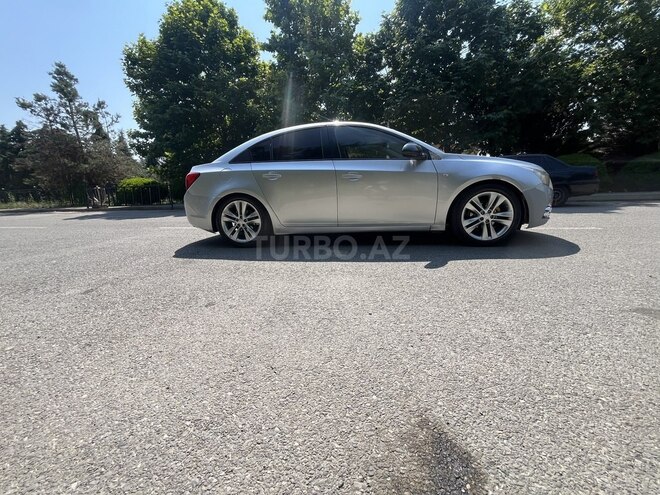 Chevrolet Cruze 2011, 270,500 km - 1.6 л - Ağsu