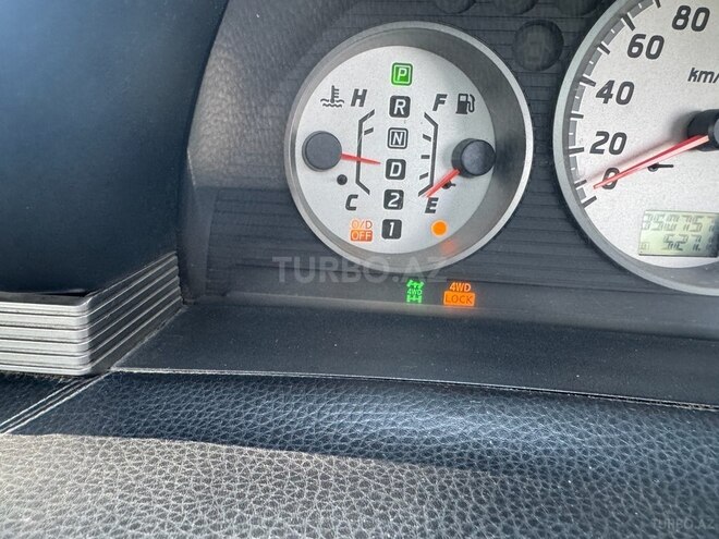 Nissan X-Trail 2000, 326,800 km - 2.0 l - Bakı