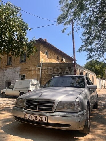 Mercedes C 200 1995, 428,000 km - 2.0 l - Bakı