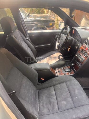 Mercedes C 200 1995, 428,000 km - 2.0 l - Bakı