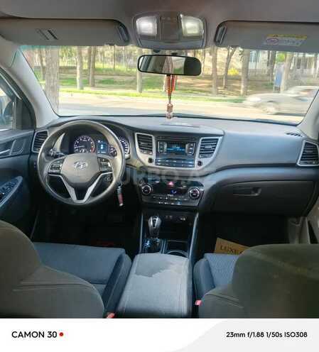 Hyundai Tucson-4