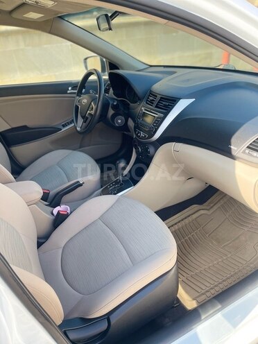 Hyundai Accent 2017, 113,000 km - 1.6 л - Bakı