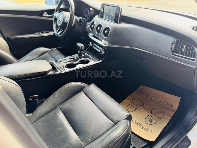 Kia Stinger 2019, 83,500 km - 2.0 л - Bakı