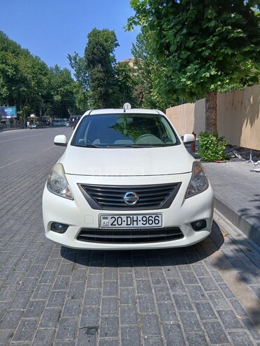Nissan Sunny-1