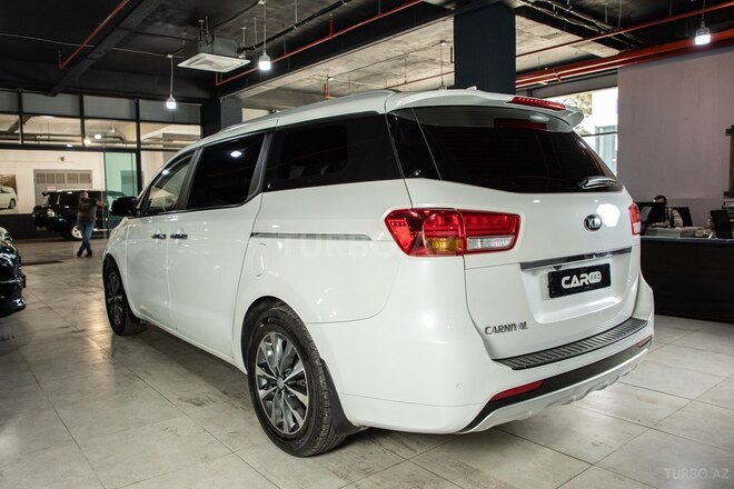 Kia Carnival-39